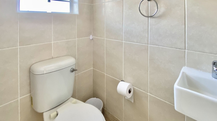 3 Bedroom Property for Sale in Laaiplek Western Cape